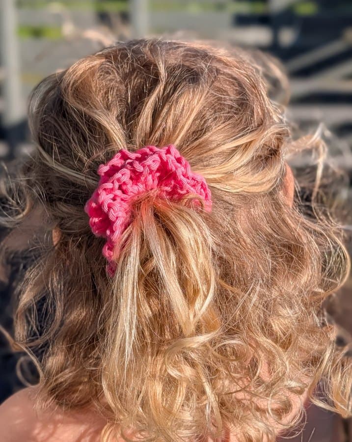 Ruffle Crocheted Scrunchie Small